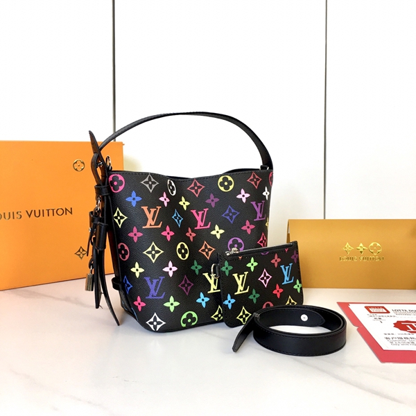 ルイヴィトンバッグ細部ディテール